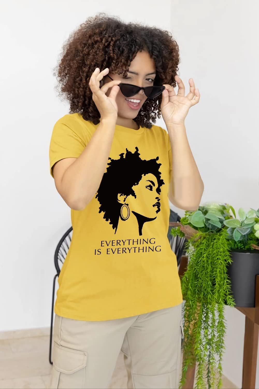 Black Power Graphic T-Shirt plus Size Tops Afro Woman Black Girl Tee Afro Girl Magic Tee