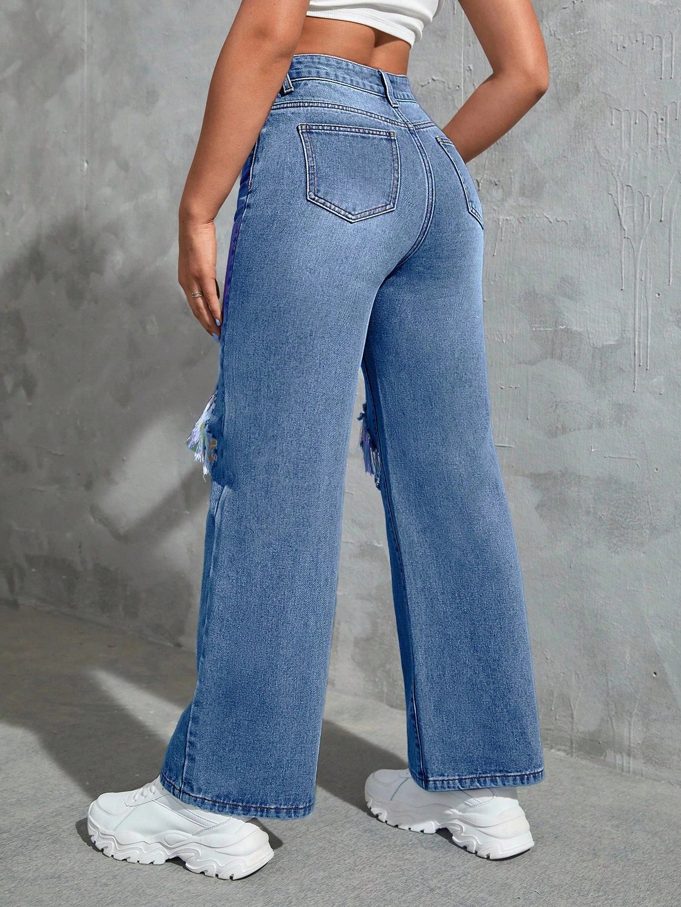 SHEIN Ezwear Cut Out Ripped Jeans