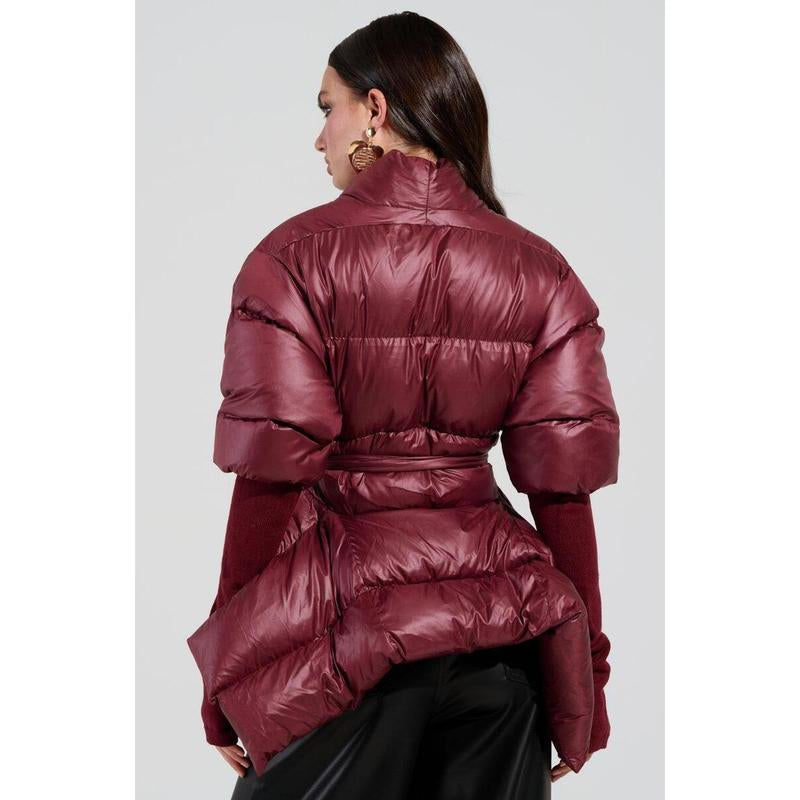 RIB SLEEVE PEPLUM PUFFER in BURGUNDY